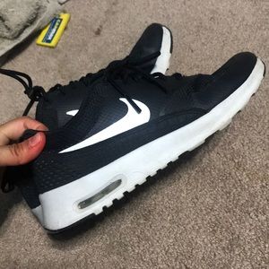 Black nikes